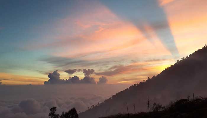 Sunrise Kawah Ijen Banyuwangi