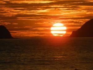 Sunset di Banyuwangi - Pulau Merah